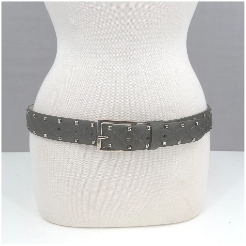 White House Black Market Women's Belt‎ Grey Quilted Studded Leather Hip Fit S